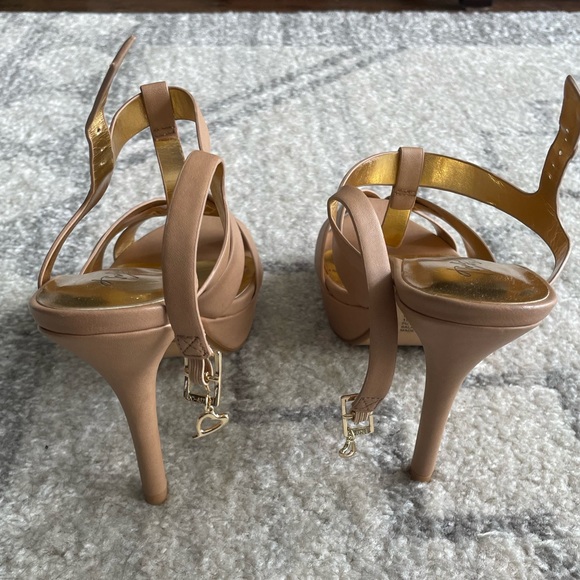Thalia Sodi Beige/Nude Heels -Size 10 - Picture 6 of 6